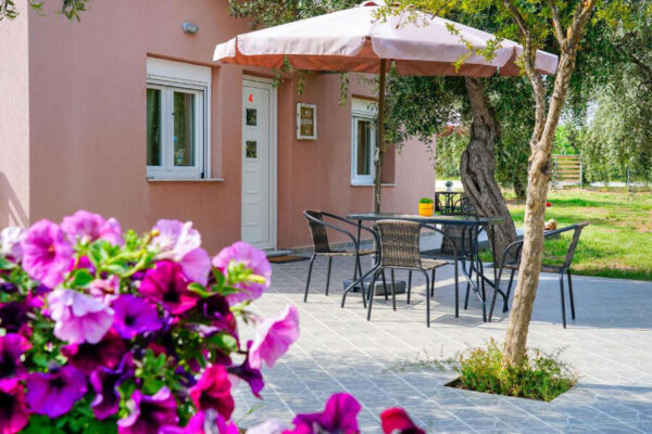 Vila Votsalo, Potos leto * Fun Travel Agency