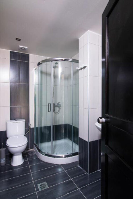 Vila Votsalo, Potos leto * Fun Travel Agency