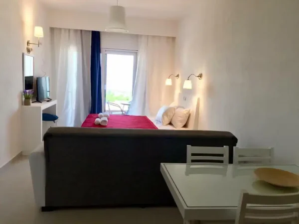 Vila Siragast, Vrahos leto * Fun Travel Agency