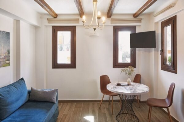 Vila Dallas Luxury, Jerisos leto * Fun Travel Agency