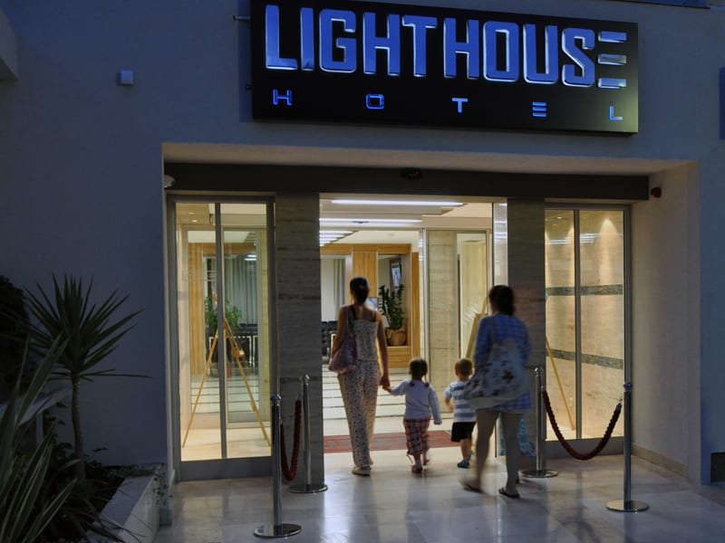 Hotel Lighthouse Igalo , Crna Gora leto - Fun Travel Agency