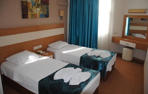 flora-suites-hotel-kusadasi-soba1