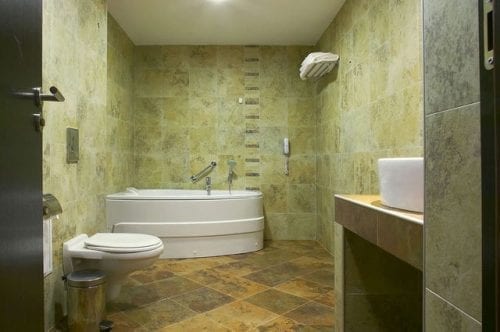 Hotel Gardenia Bansko - kupatilo - funtravel.rs