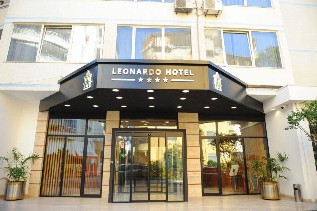 Hotel-leonardo-drač-naslovna