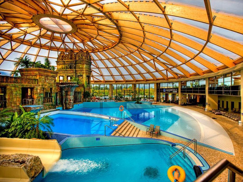 Hotel Aquaworld Resort 4* – Budimpešta