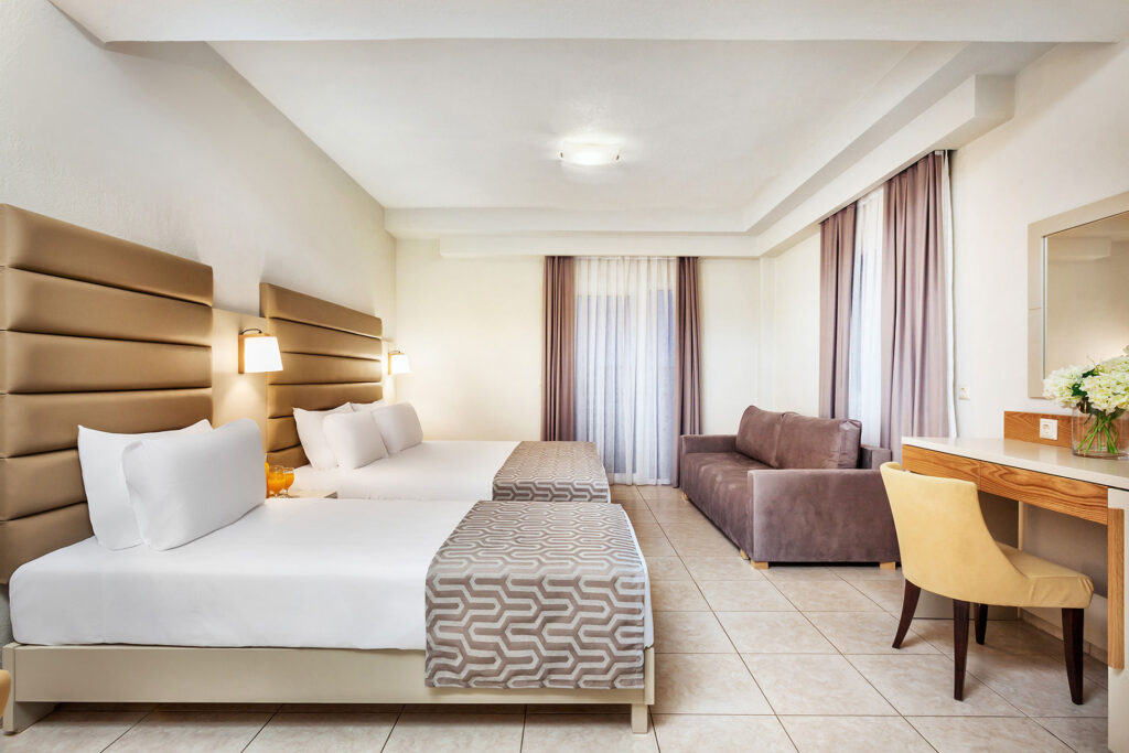 Hotel-Poseidon-Palace-spavaca-soba