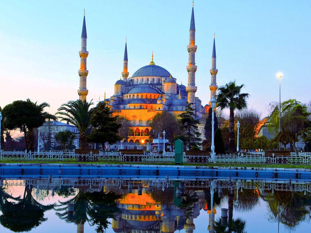 Istanbul Tri Prestonice Osmanskog Carstva - prvi maj 2024
