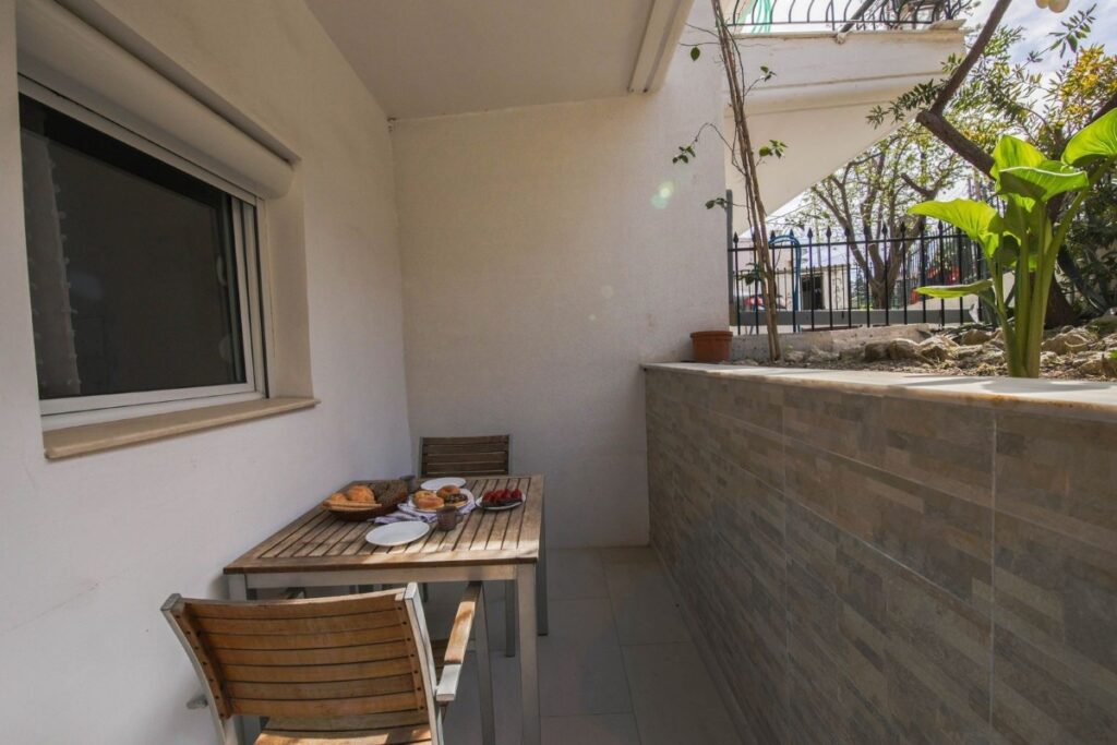 Vila Haris Pefkohori * Fun Travel Agency