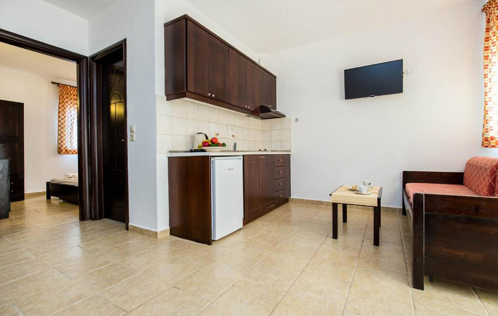 Ralitsa Limenarija, Tasos leto * Fun Travel Agency