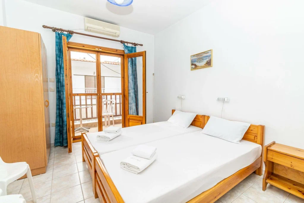 Mina Maria, Nea Skioni * Fun Travel Agency