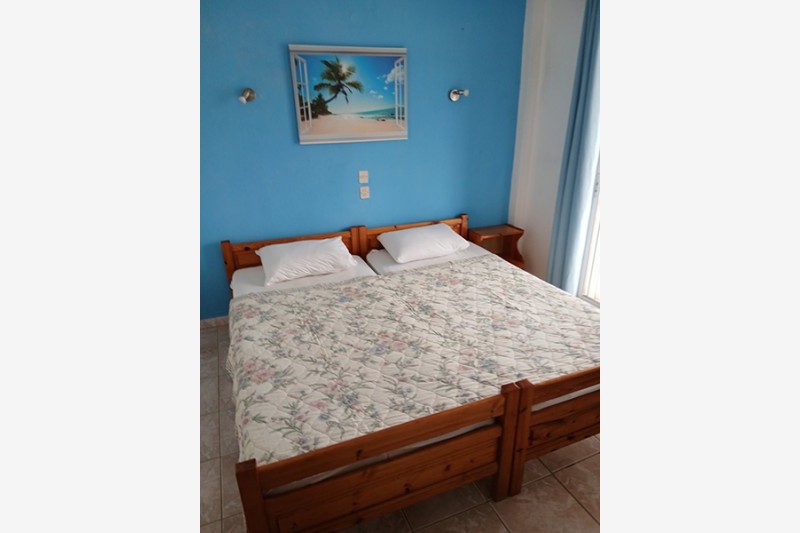 Christina Toroni * Fun Travel Agency