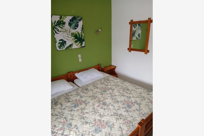 Christina Toroni * Fun Travel Agency