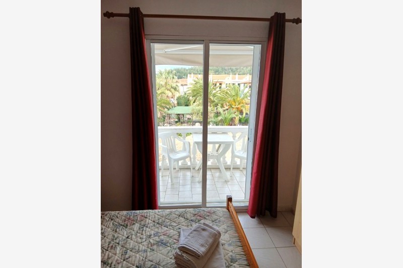 Christina Toroni * Fun Travel Agency