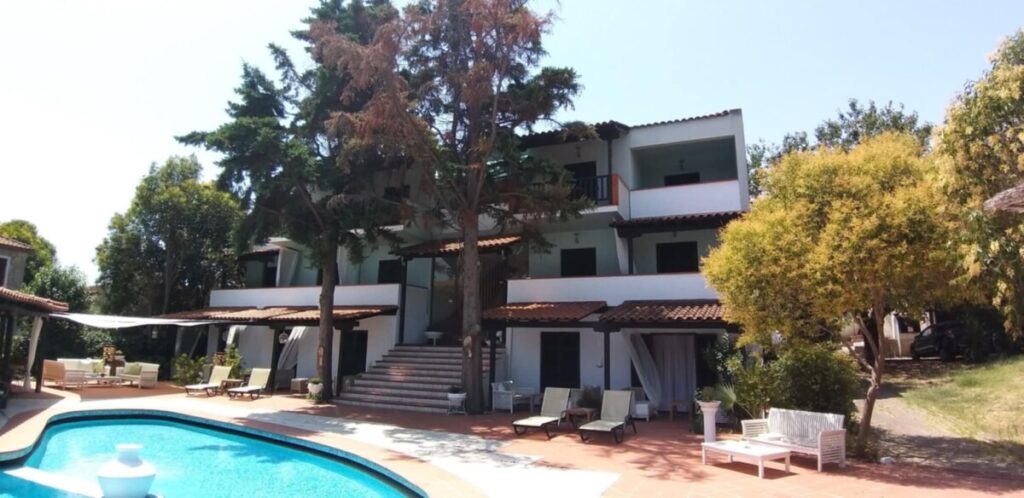 Apart Hotel Eden Afitos * Fun Travel Agency