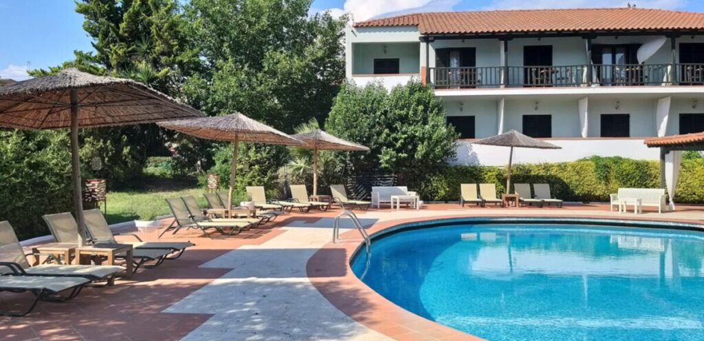 Apart Hotel Eden Afitos * Fun Travel Agency