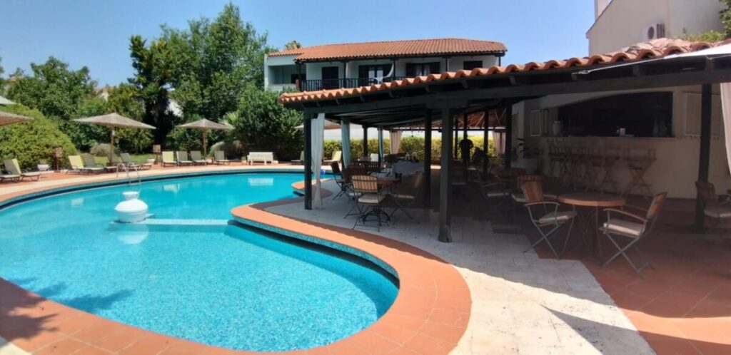 Apart Hotel Eden Afitos * Fun Travel Agency