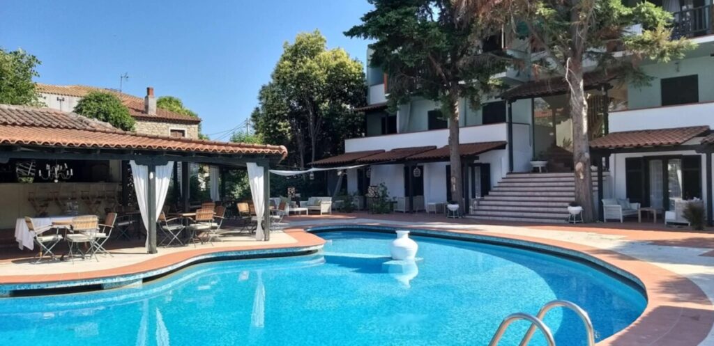 Apart Hotel Eden Afitos * Fun Travel Agency