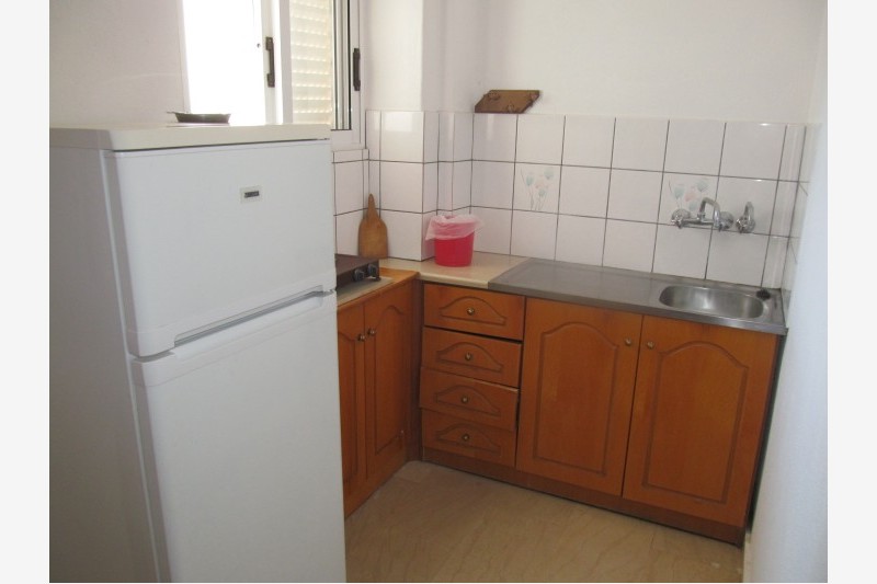 vila-gouzelis-88-12
