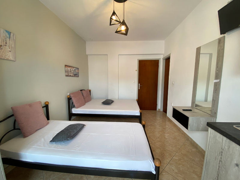 Paris Potos, Tasos leto * Fun Travel Agency