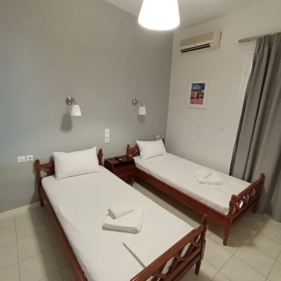 Edipsos Inn, Edipsos leto * Fun Travel Agency
