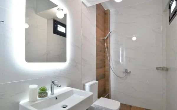 Chrisanthi Leptokarija, Grcka leto * Fun Travel Agency