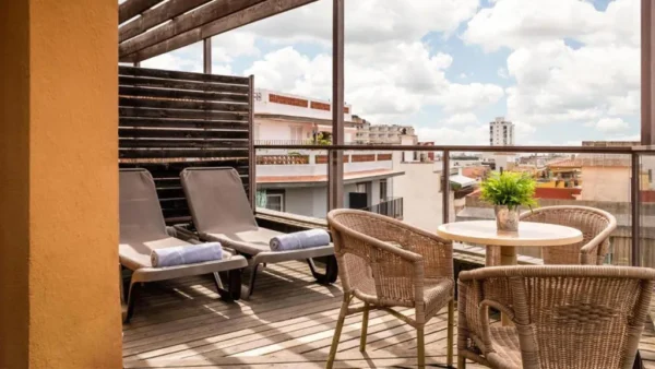 Alegria-Plaza-Paris-terasa