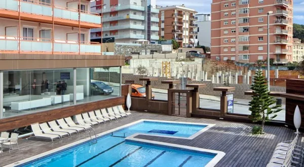 Hotel-Alegria-Mariner-bazen-2