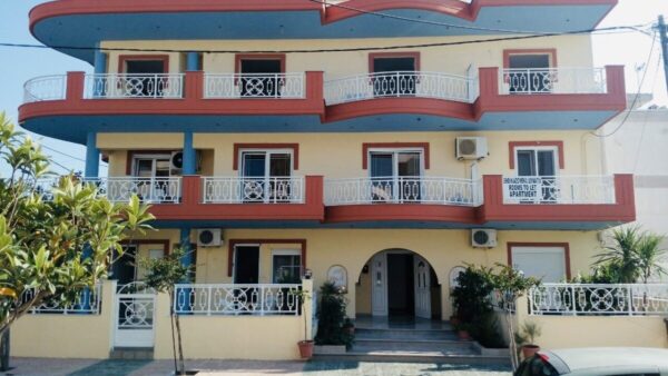 Vila Rigas Rooms, Nei Pori leto * Fun Travel Agency