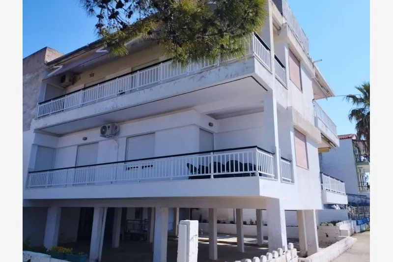 Vila Dina Nea Plaja