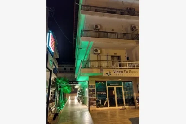 Vila-Giorgios-Paralija-1