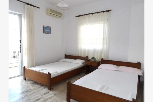 Vila-Giorgios-Paralija-5