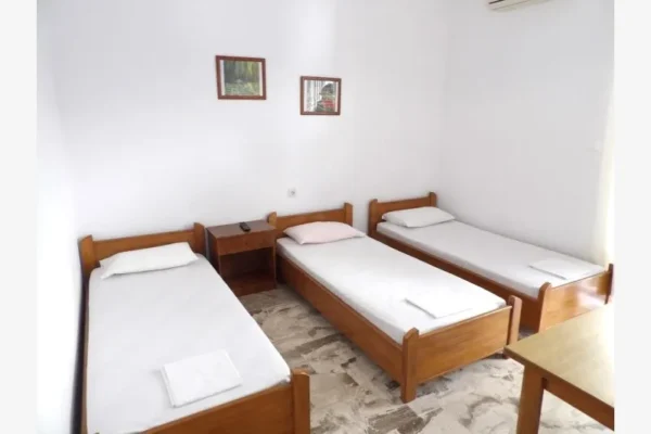 Vila-Giorgios-Paralija-7