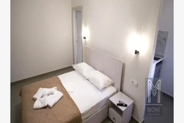 Vila-Monk-Luxury-Stavros-11