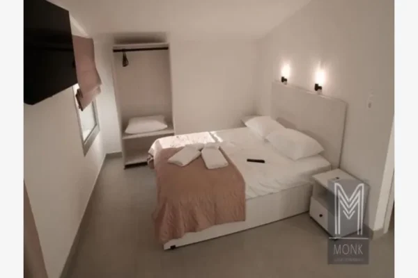 Vila-Monk-Luxury-Stavros-5