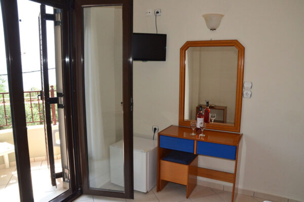 Hotel Rousto, Vrahos leto * Fun Travel Agency