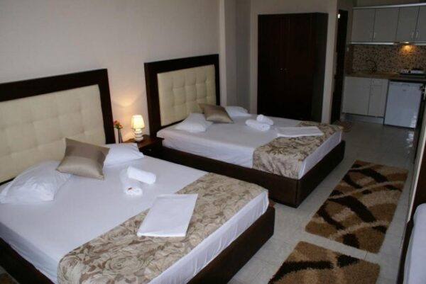 Vila Blue Bay, Stavros leto * Fun Travel Agency