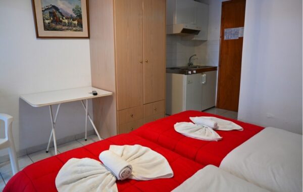 Kapolos, Edipsos leto * Fun Travel Agency