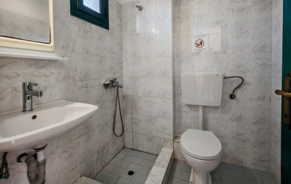 Kuca Magda, Kalamitsi leto * Fun Travel Agency
