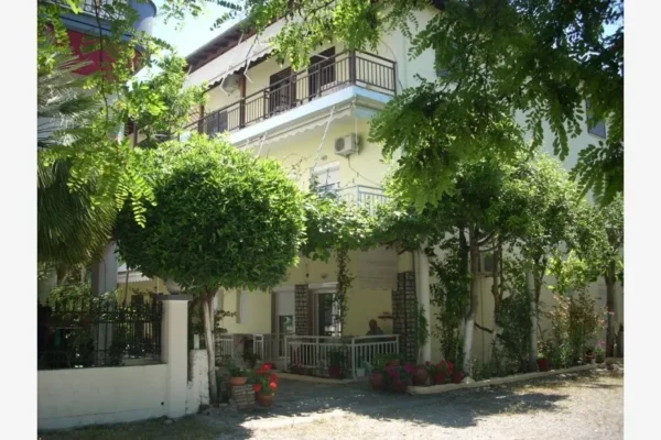 vila-nik-popi-leptokarija