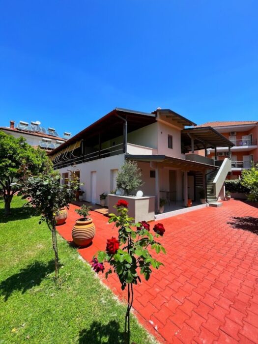 Vila Nicolas Leptokarija * Fun Travel Agency