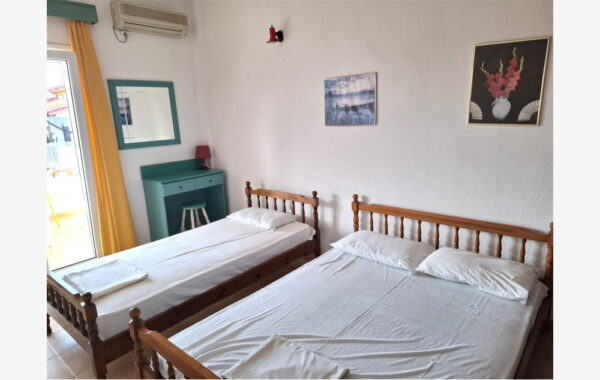 Vila Pedias, Polihrono leto * Fun Travel Agency