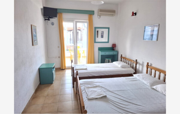 Vila Pedias, Polihrono leto * Fun Travel Agency