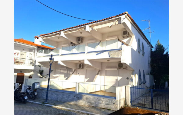 Vila Pedias, Polihrono leto * Fun Travel Agency