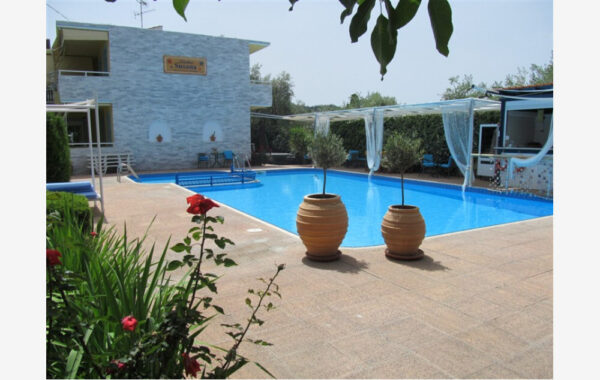 Vila Suzana 2, Potos leto * Fun Travel Agency