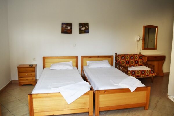 Vila Dimitris Potos, Tasos leto * Fun Travel Agency