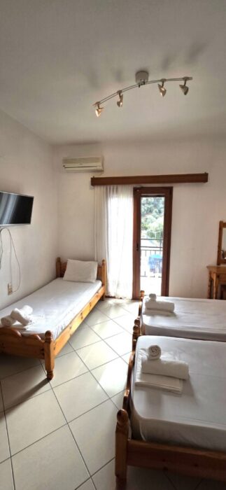 Yota studios, Parga leto * Fun Travel Agency